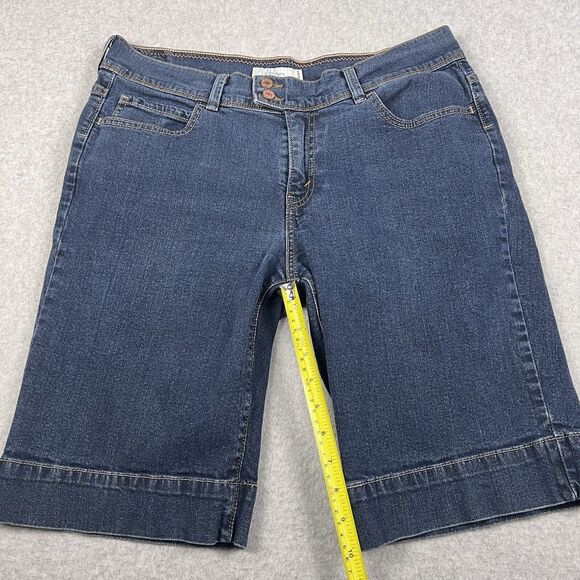 Levi’s 515 Shorts Womens 14 Blue Denim Mid Rise Classic Fit Casual Summer Staple - Picture 8 of 14